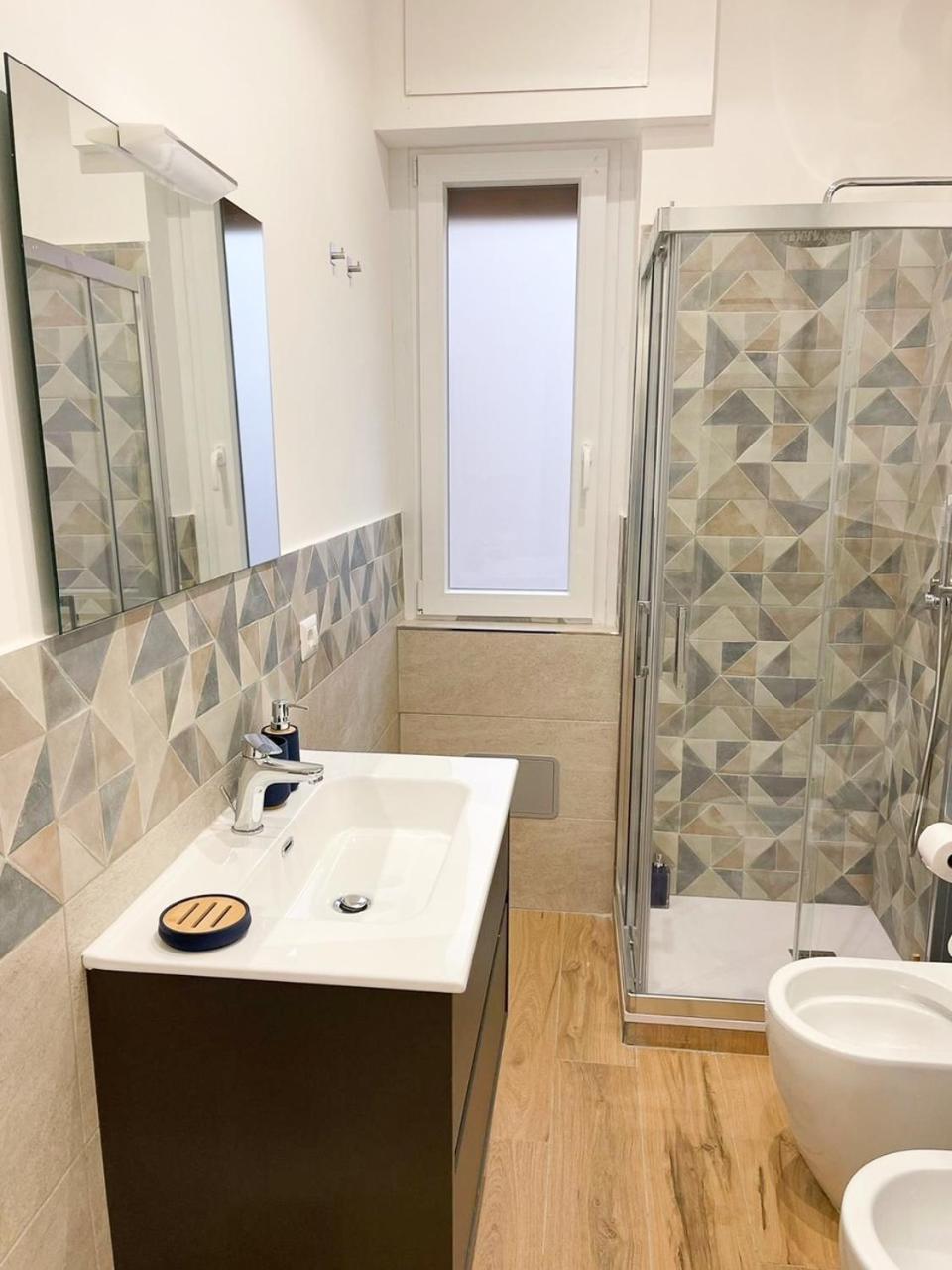 Pm 34 Viale Imperatore Guest House - 50 Mt From Metro San Paolo Exterior photo