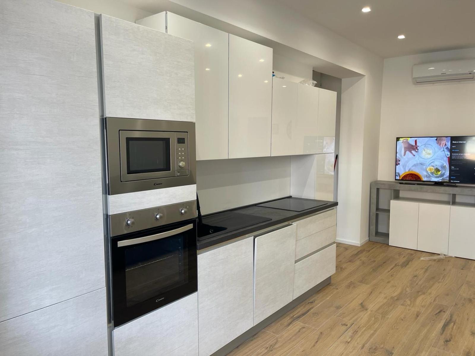 Pm 34 Viale Imperatore Guest House - 50 Mt From Metro San Paolo Exterior photo