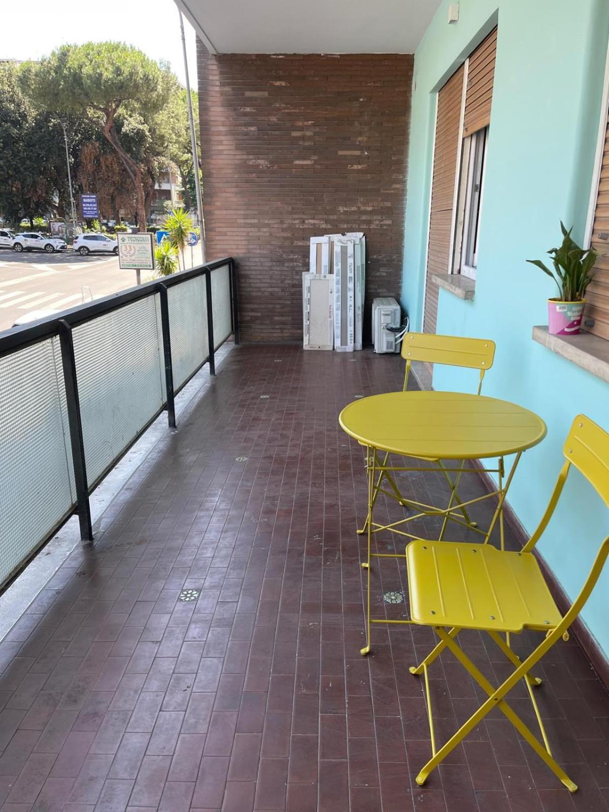 Pm 34 Viale Imperatore Guest House - 50 Mt From Metro San Paolo Exterior photo