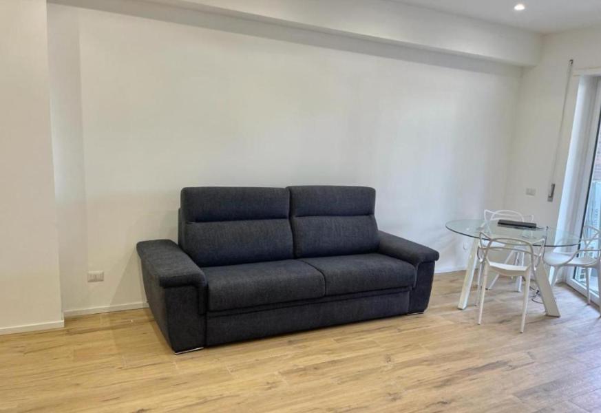 Pm 34 Viale Imperatore Guest House - 50 Mt From Metro San Paolo Exterior photo